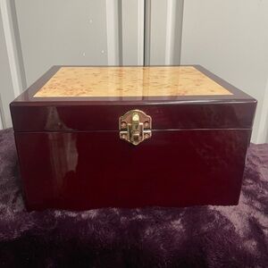 Howard Miller Tranquillity Burl Inlay Urn Cremation Keepsake Burgundy Chest